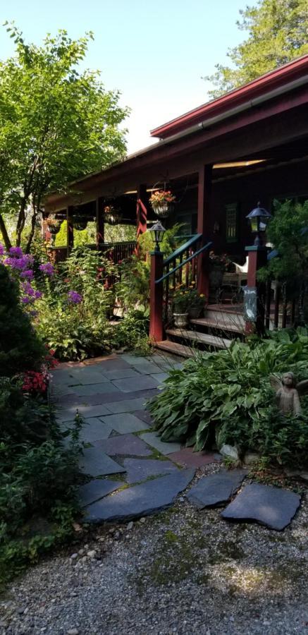 Eastgate Inn B&B Lenox Exterior photo
